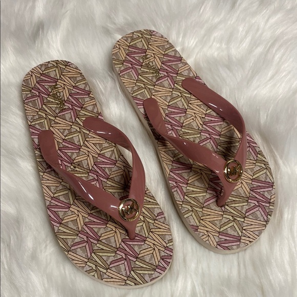 Michael Kors Pink Sandals Patterned Footbed - Picture 1 of 5